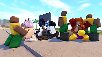 Big ass and big tits bouncing in Whorblox orgy